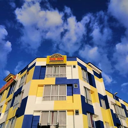 Sun Inns Hotel Meru Raya Chemor Екстер'єр фото