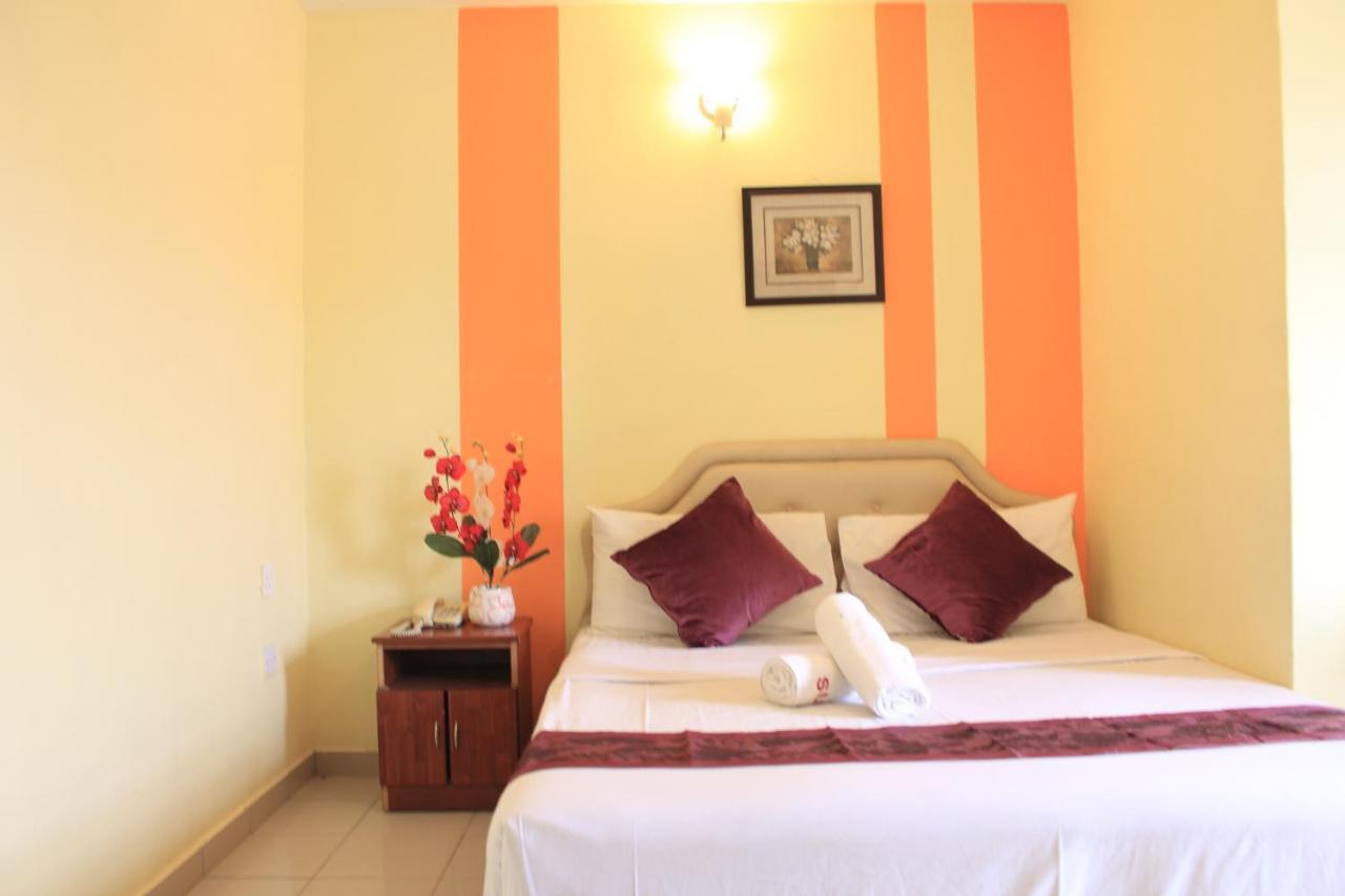 Sun Inns Hotel Meru Raya Chemor Екстер'єр фото